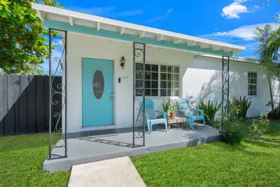 1630 NW 4th Ave, Fort Lauderdale: photo 1 of 29