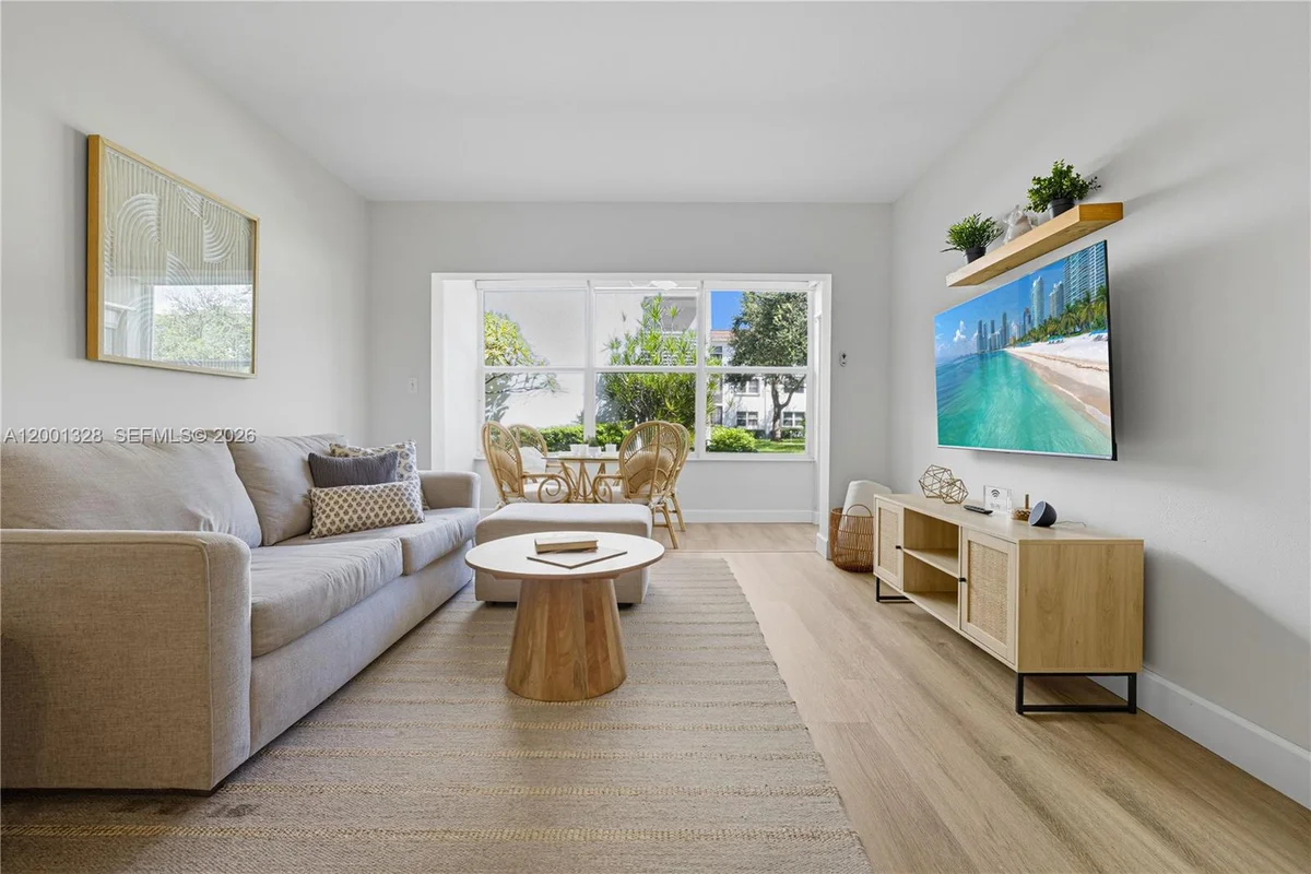 1501 S Ocean Blvd #117, Lauderdale-by-the-Sea: photo 1 of 36