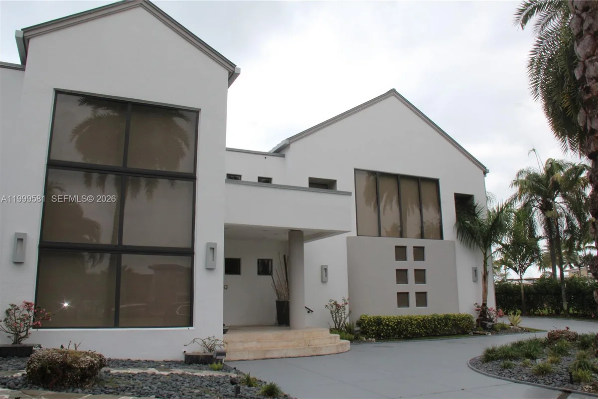 540 Lido Dr, Fort Lauderdale: photo 1 of 47