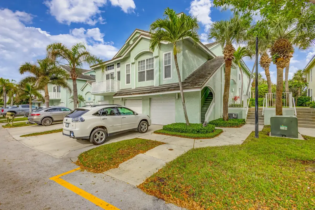 207 Mainsail Cir, Jupiter: photo 1 of 57