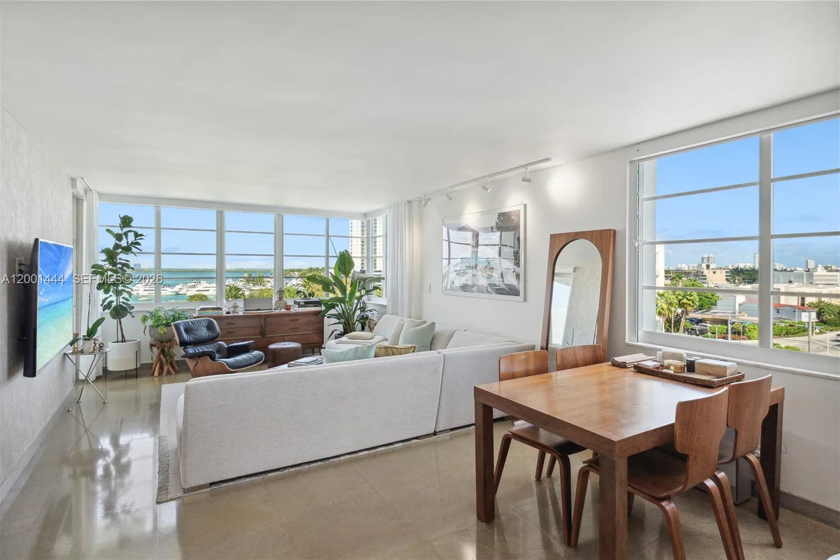 1670 Lincoln Ct #PH-E, Miami Beach: photo 1 of 28
