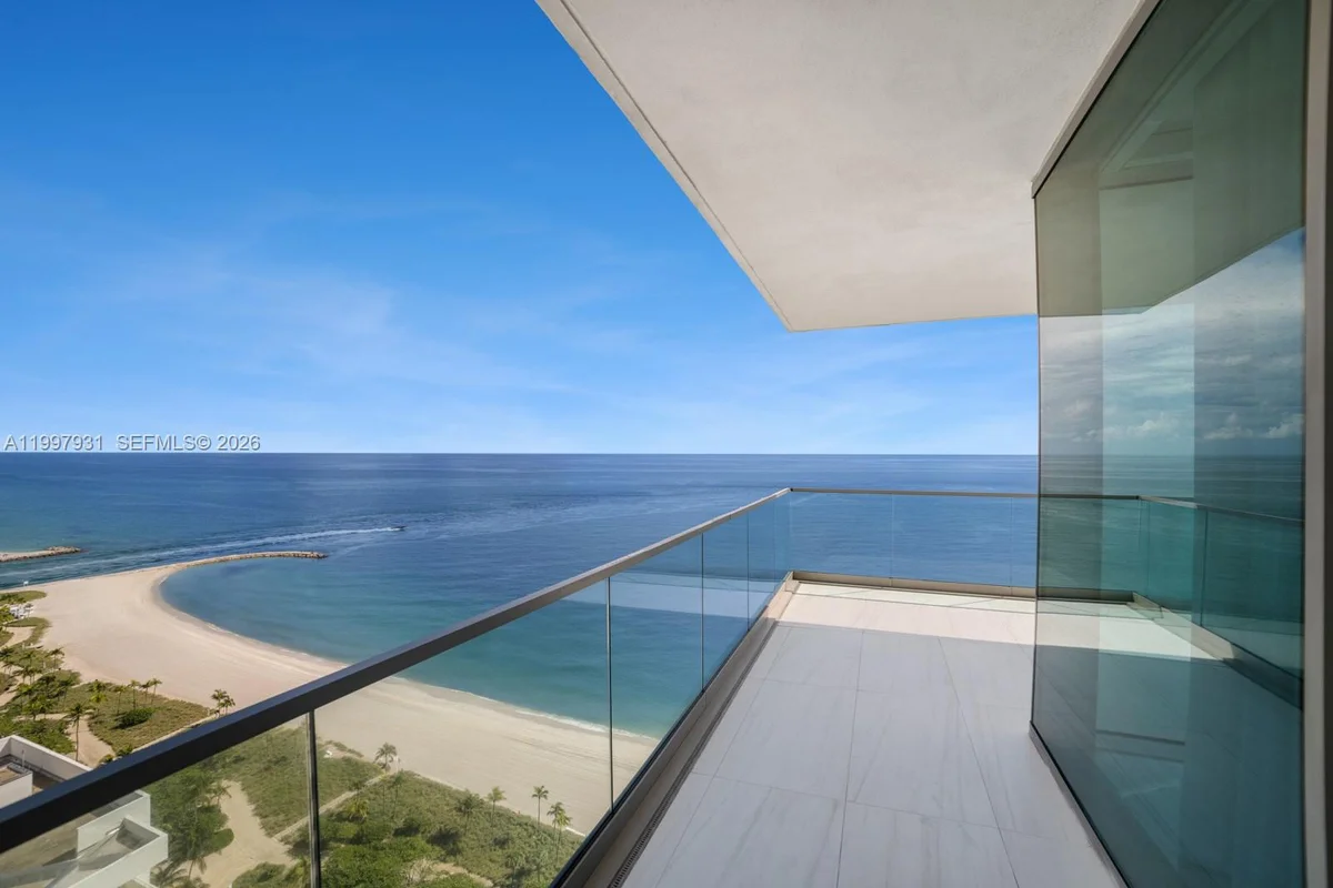10203 Collins Ave #2501, Bal Harbour: photo 1 of 38