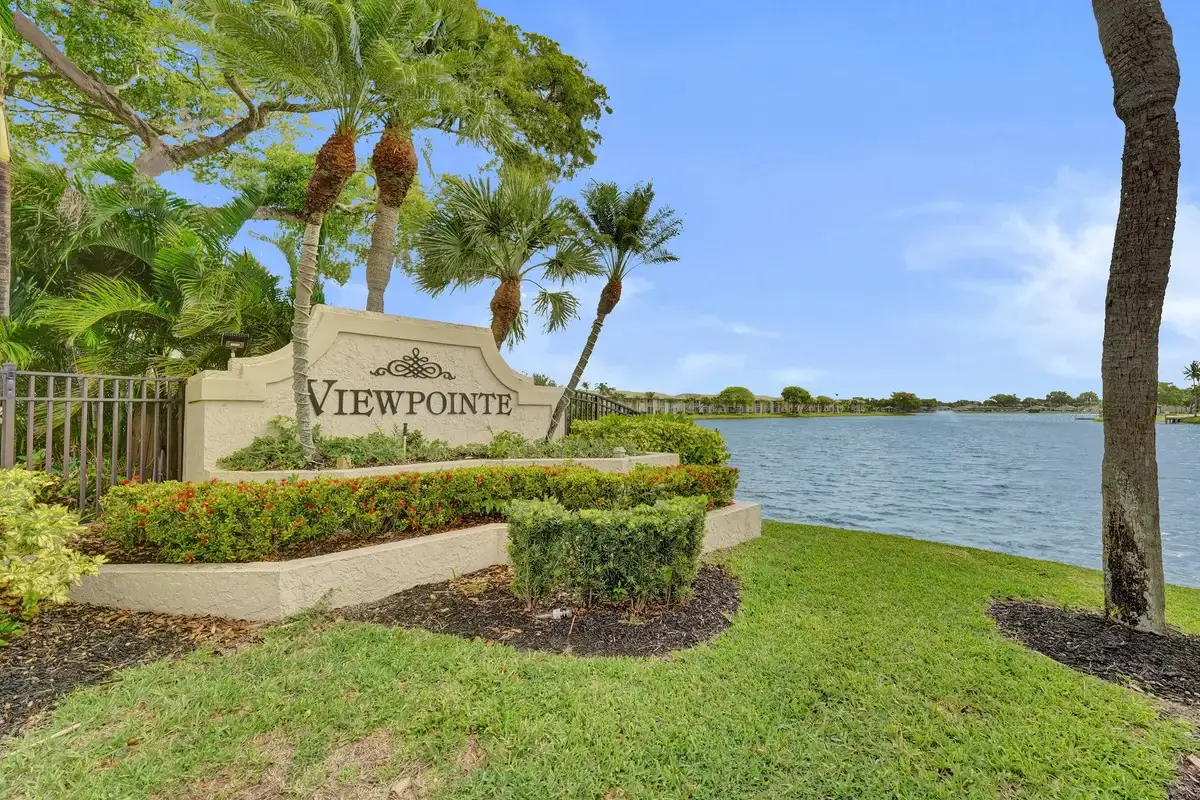 5531 Lakeside Dr #202, Margate: photo 1 of 75