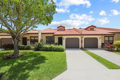 39 Bethesda Park Cir #L39, Boynton Beach: photo 1 of 33