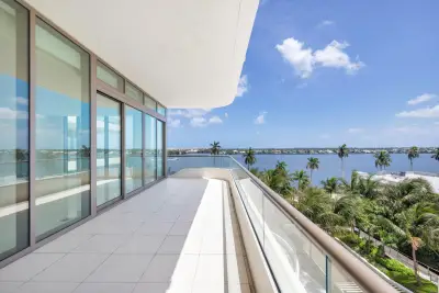 200 Arkona Ct #504, West Palm Beach: photo 1 of 31