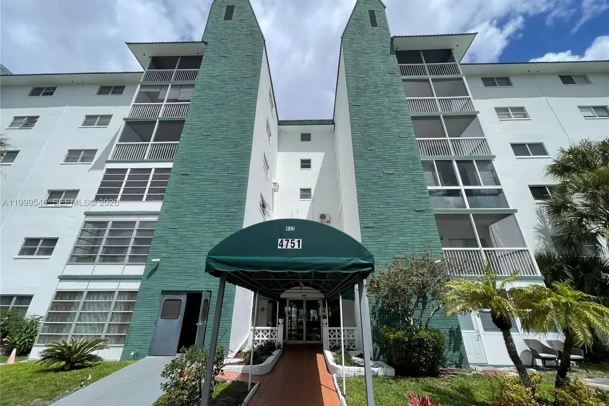 4751 NW 21st St #611, Lauderhill: photo 1 of 16