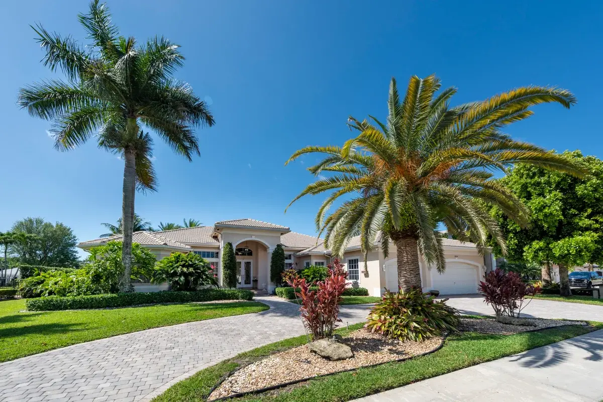 15234 SW 40th St, Davie: photo 1 of 59