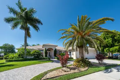 15234 SW 40th St, Davie: photo 1 of 59