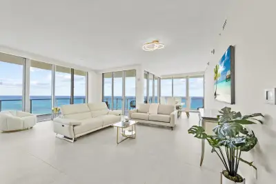 3100 N Ocean Dr #1103h, Riviera Beach: photo 1 of 50