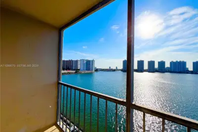 17600 N Bay Rd #N701, Sunny Isles Beach: photo 1 of 32