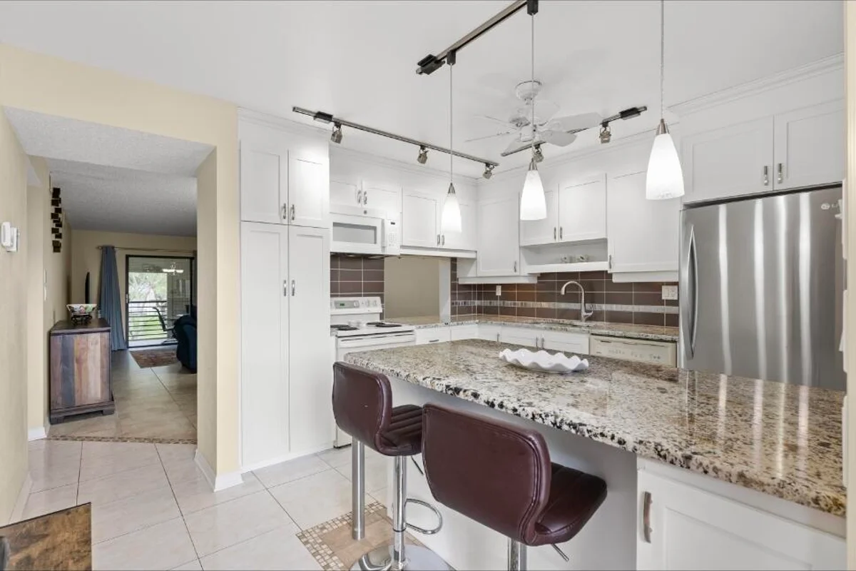 6095 N Sabal Palm Blvd #210, Tamarac: photo 1 of 23