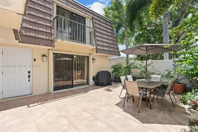 7124 71st Way, West Palm Beach: photo 1 of 38