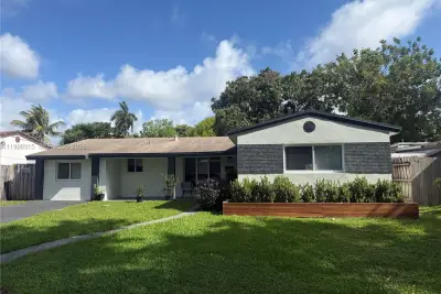 3043 Hayes St, Hollywood: photo 1 of 52