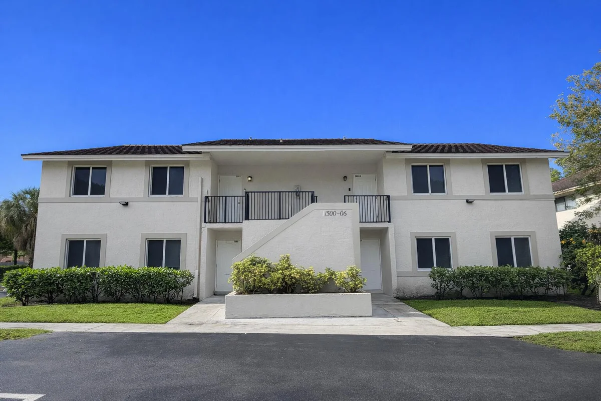 11500-11506 NW 43rd Ct, Coral Springs: photo 1 of 31
