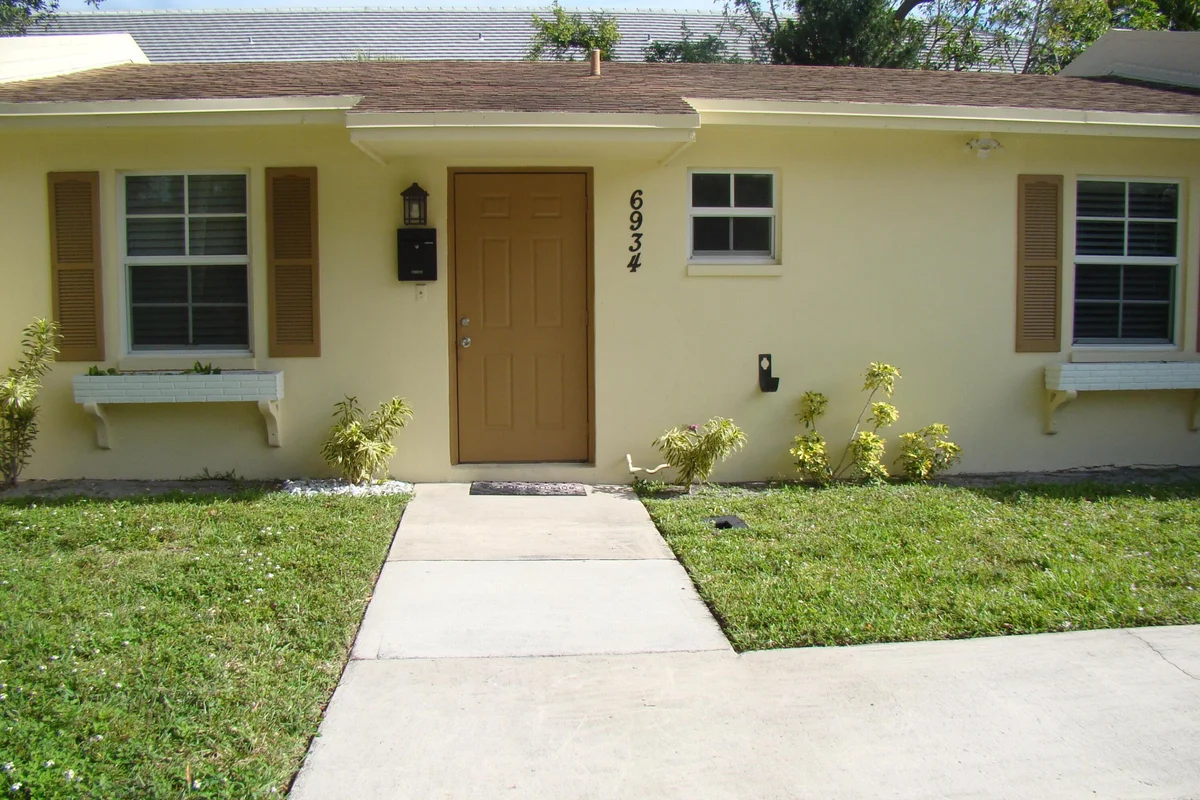 6934 NW 31st Ave #C-13, Fort Lauderdale: photo 1 of 43