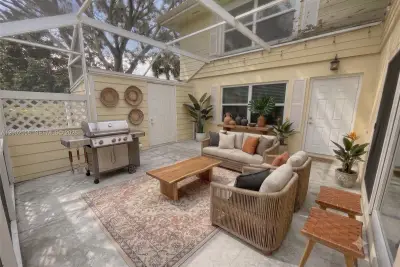 5801 Wheatley Ct, Boynton Beach: photo 1 of 20