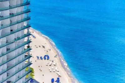 16699 Collins Ave #4006, Sunny Isles Beach: photo 1 of 27