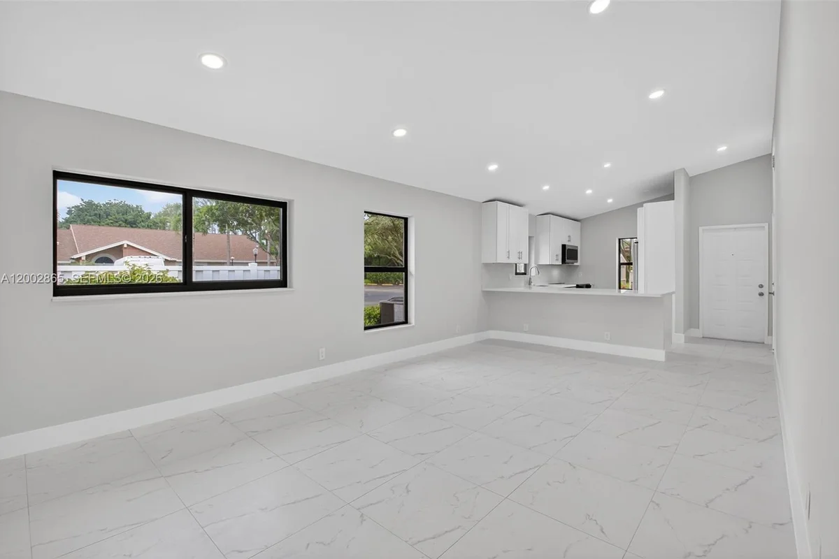 8067 Summerbreeze Ln, Boca Raton: photo 1 of 57