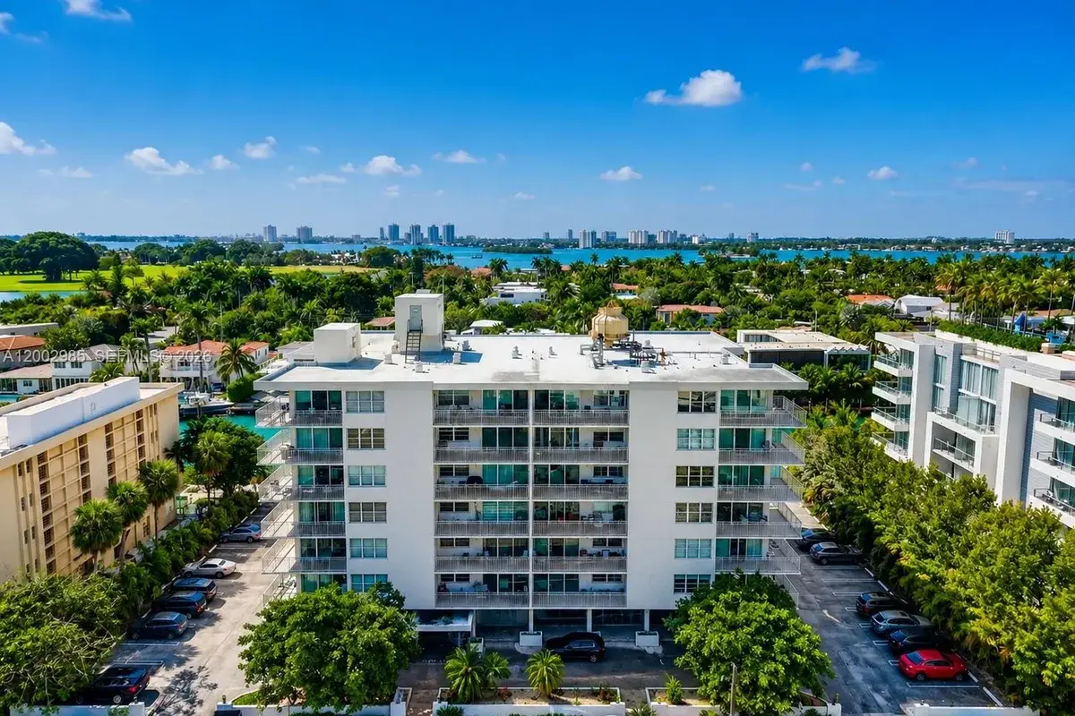 9500 W Bay Harbor Dr #2G, Bay Harbor Islands: photo 1 of 13