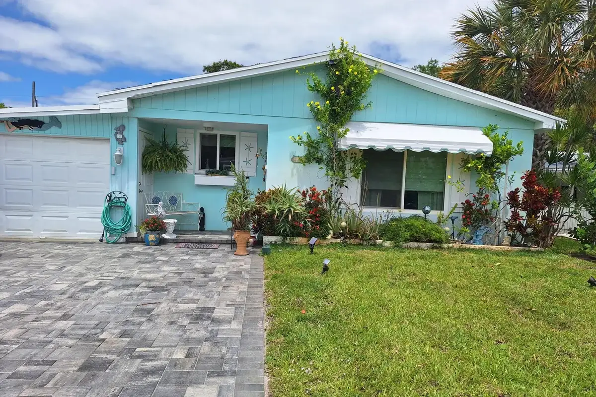 217 SE 2nd Ave, Boynton Beach: photo 1 of 29