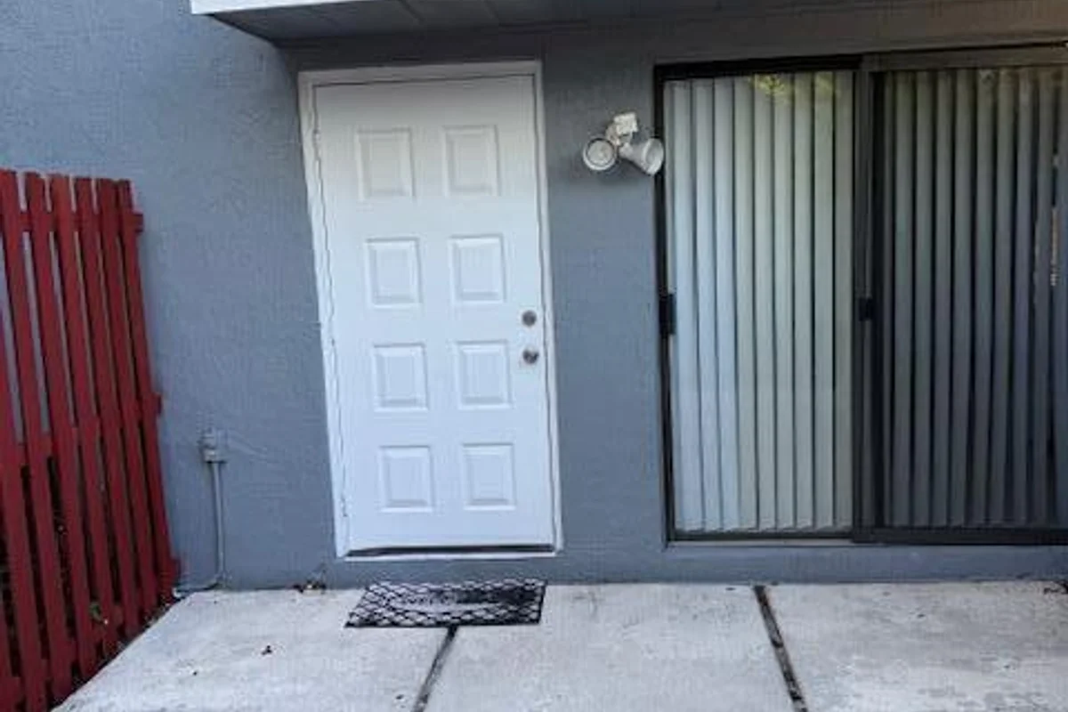 1 Crossings Cir W #C, Boynton Beach: photo 1 of 16
