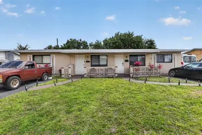5814 Cleveland St, Hollywood: photo 1 of 59