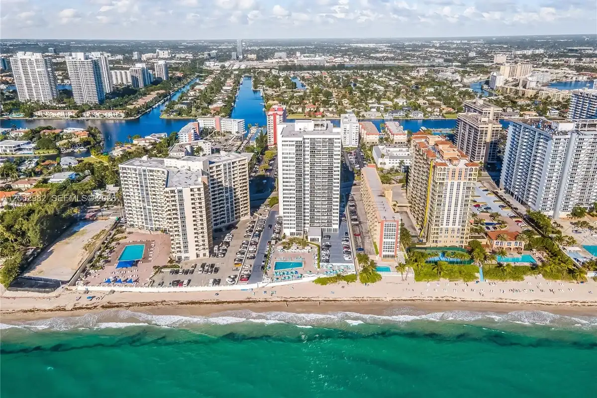 3140 S Ocean Dr #606, Hallandale Beach: photo 1 of 49