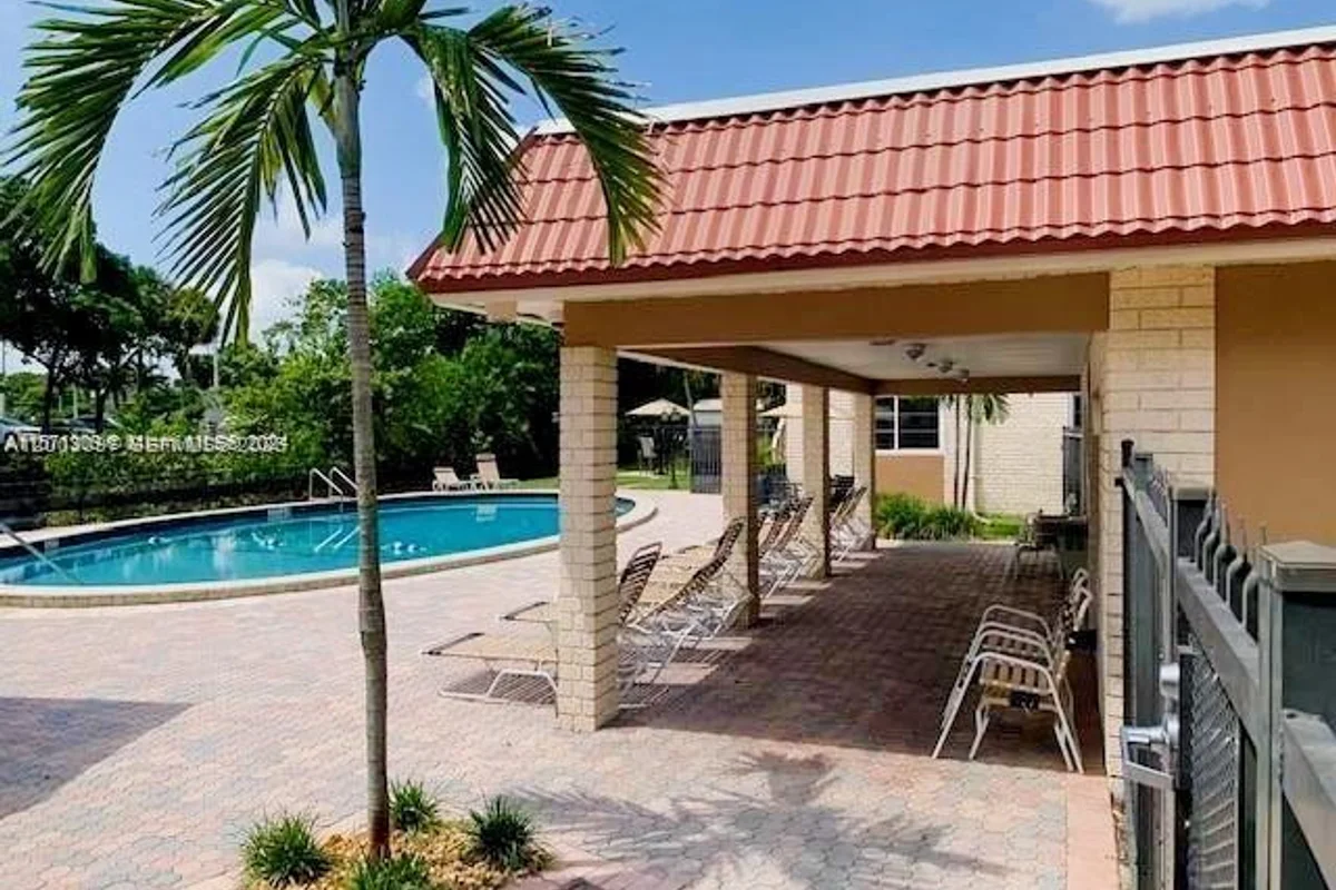 124 NE 19th Ct #114B, Wilton Manors: photo 1 of 29