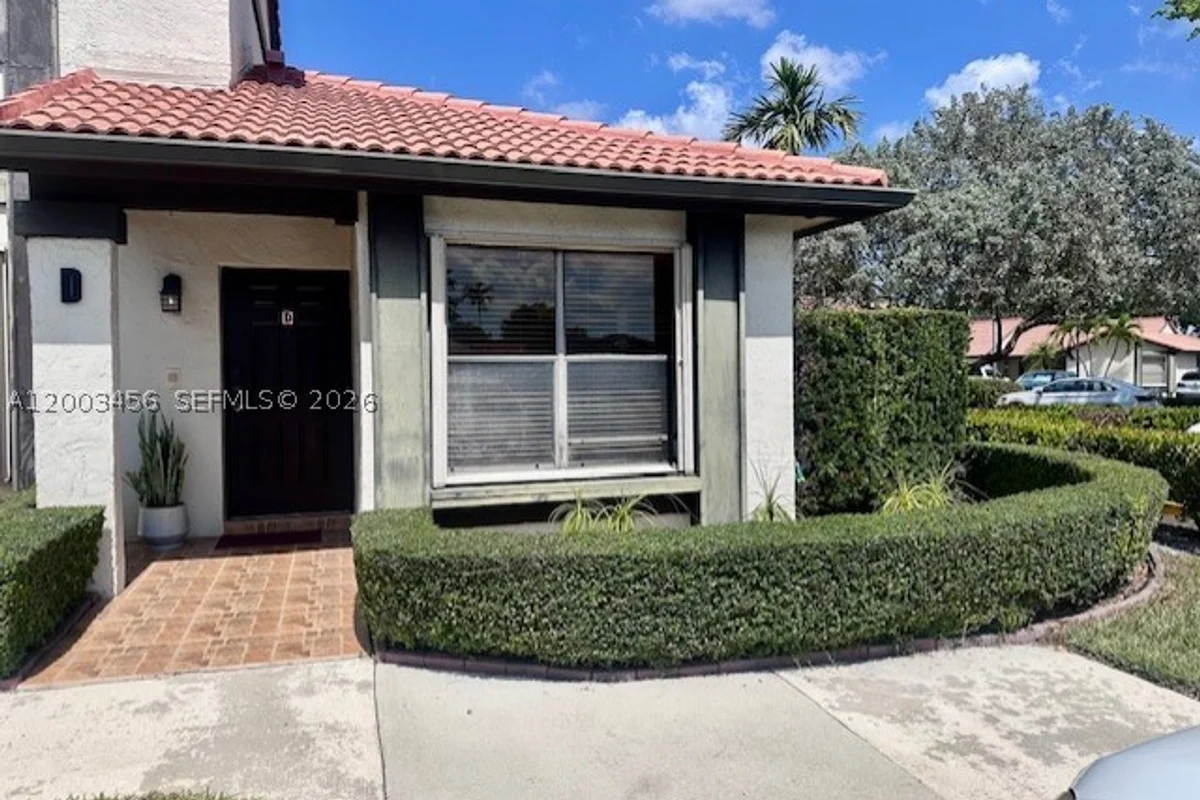 15070 SW 49th Ln #D106, Miami: photo 1 of 21