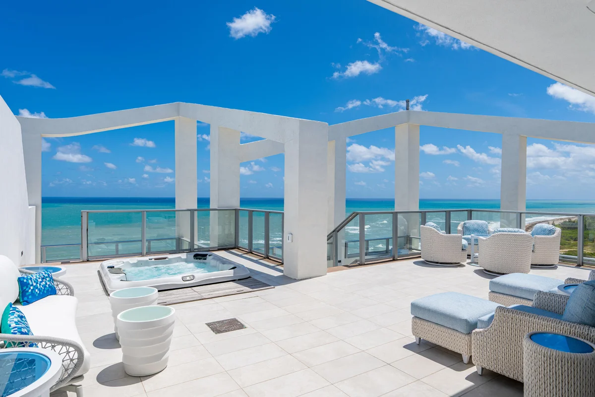 3100 N Ocean Dr #Hph3, Riviera Beach: photo 1 of 43