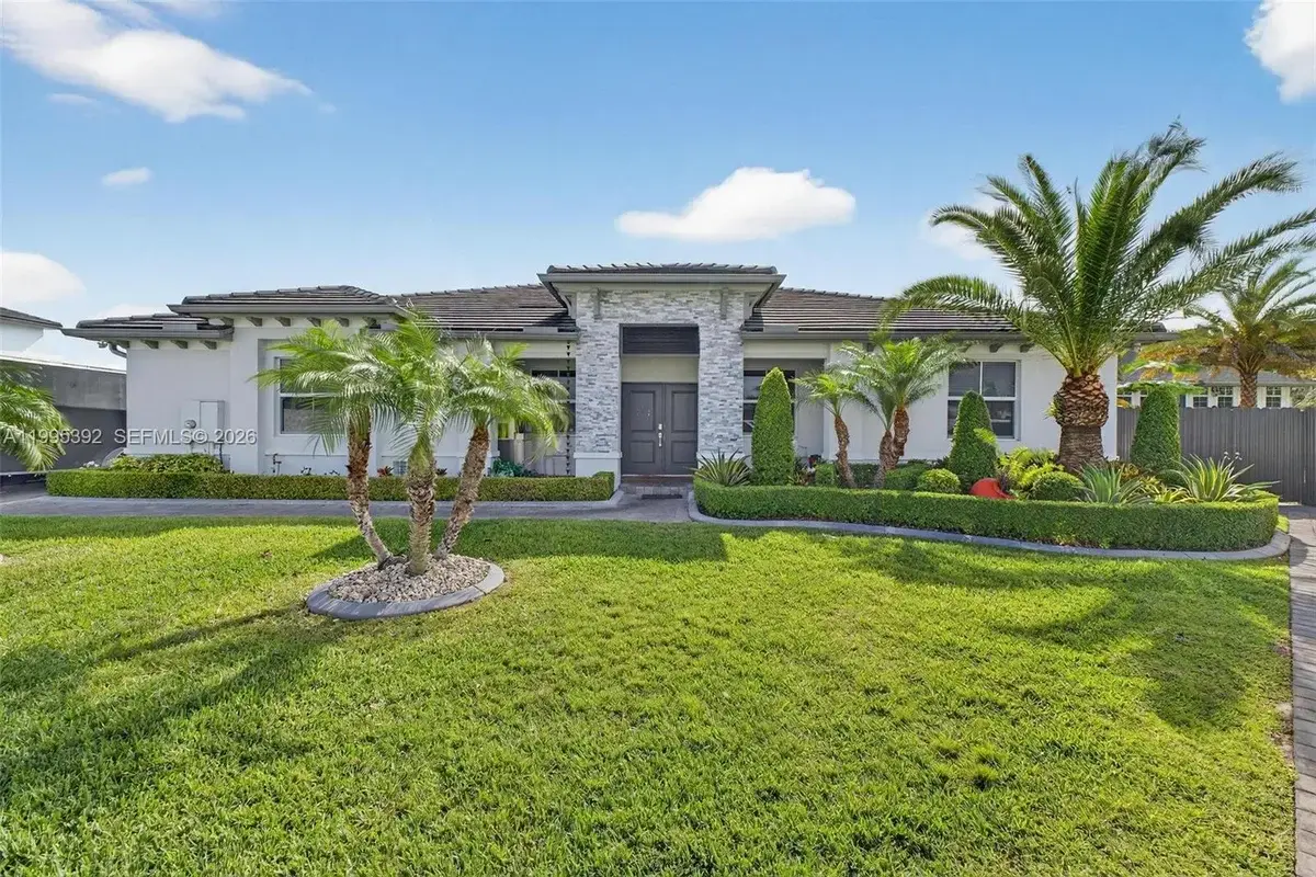 29215 SW 167th Ct, Homestead: photo 1 of 16