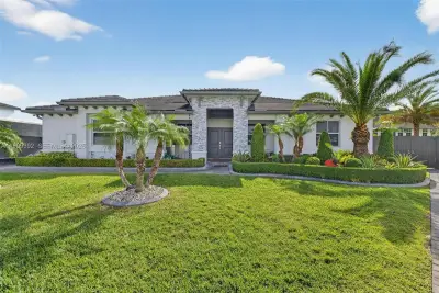 29215 SW 167th Ct, Homestead: photo 1 of 16