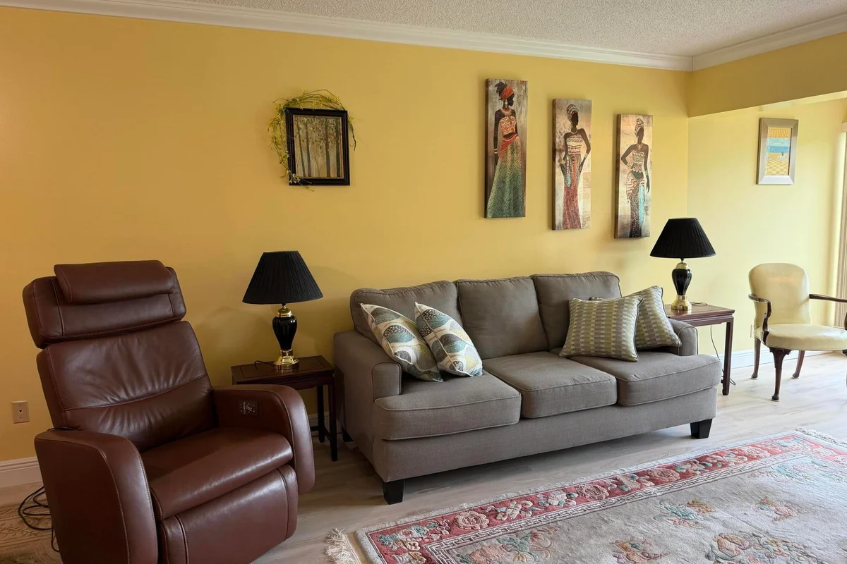 1121 Cactus Ter #202, Delray Beach: photo 1 of 31