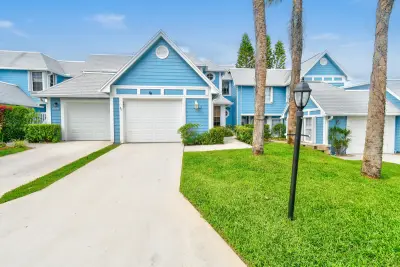 1003 Ocean Dunes Cir, Jupiter: photo 1 of 45