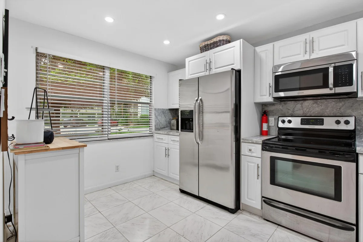 2504 Antigua Ter #A1, Coconut Creek: photo 1 of 36