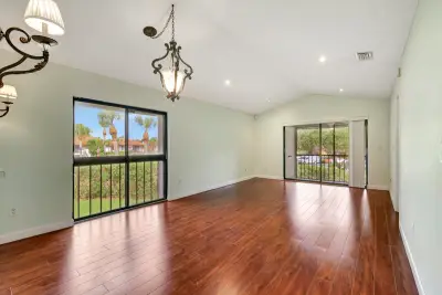 351 Club Cir #207, Boca Raton: photo 1 of 28