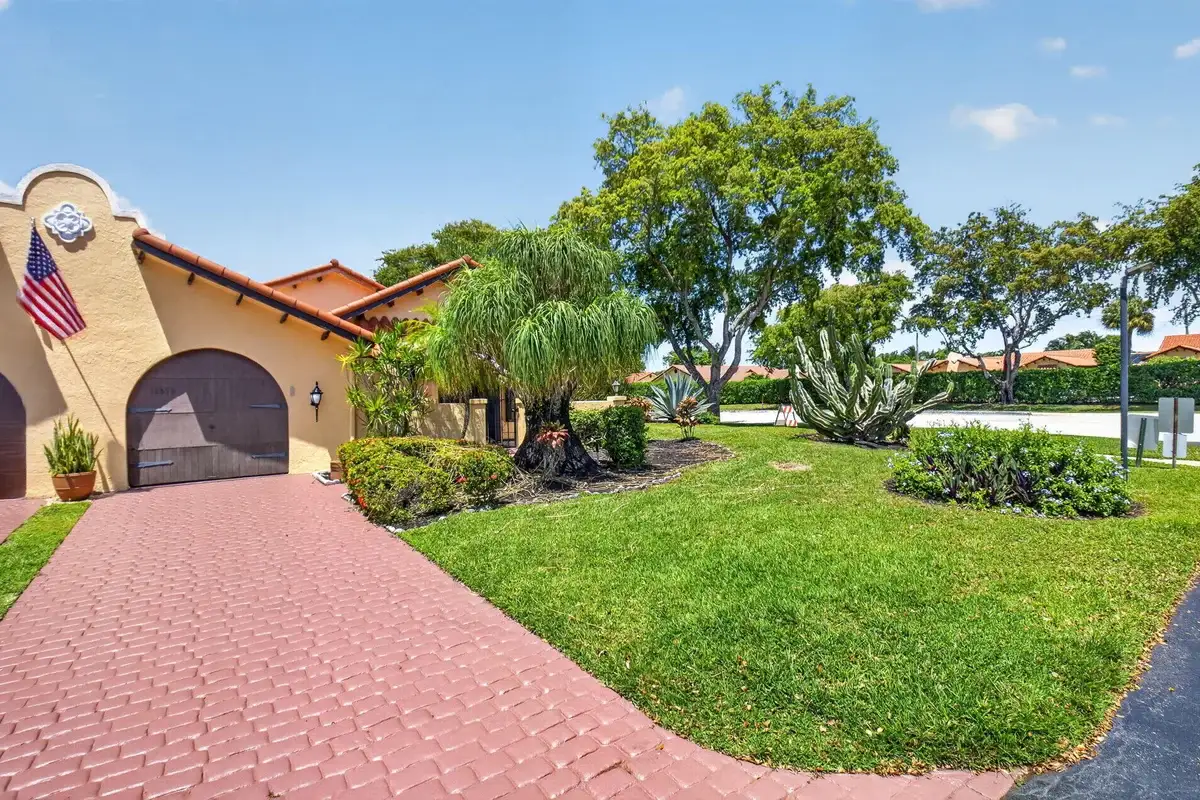 13653 Cortez Dr, Delray Beach: photo 1 of 20
