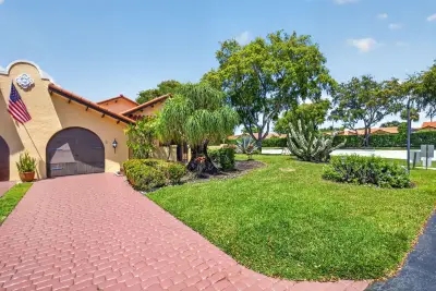 13653 Cortez Dr, Delray Beach: photo 1 of 20