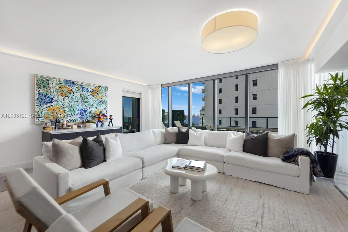 1451 Brickell Ave #903, Miami: photo 1 of 27