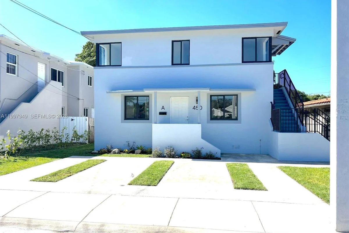 450 Beacom Blvd, Miami: photo 1 of 11