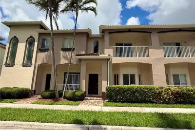 1947 SE 23rd Rd, Homestead: photo 1 of 51