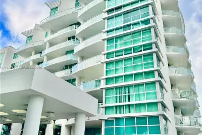 3131 NE 188th St #2-1213, Aventura: photo 1 of 24