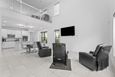 10105 NW Brickhill Dr, Boca Raton: photo 1 of 44