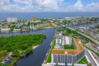 1627 Riverview Rd #615, Deerfield Beach: photo 1 of 54