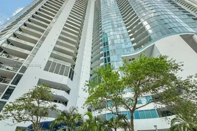 333 Las Olas Way #304, Fort Lauderdale: photo 1 of 60
