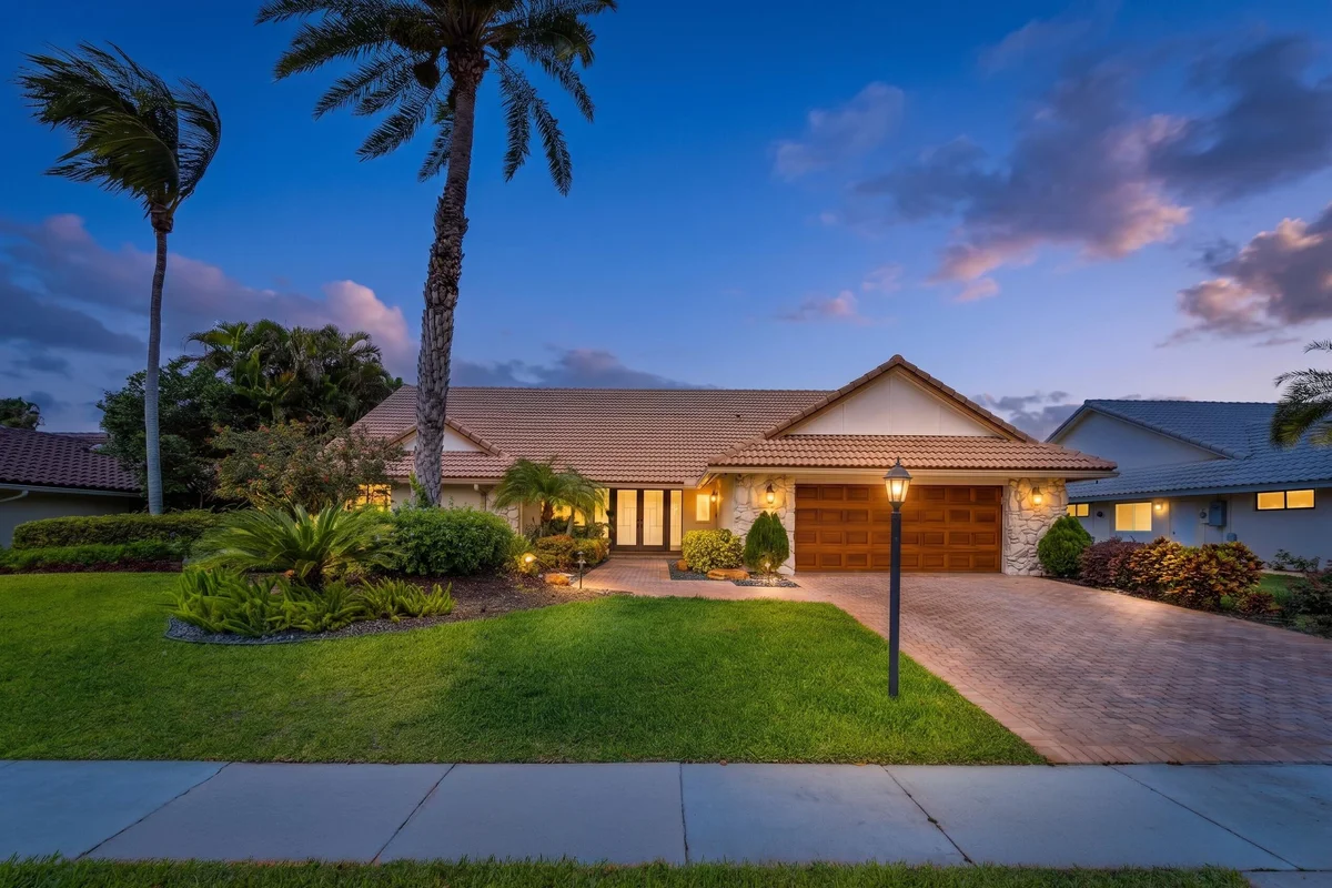 4382 White Cedar Ln, Delray Beach: photo 1 of 50