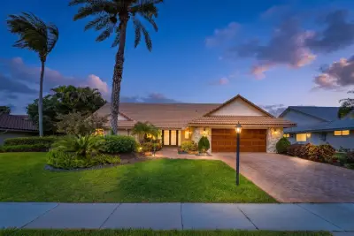 4382 White Cedar Ln, Delray Beach: photo 1 of 50