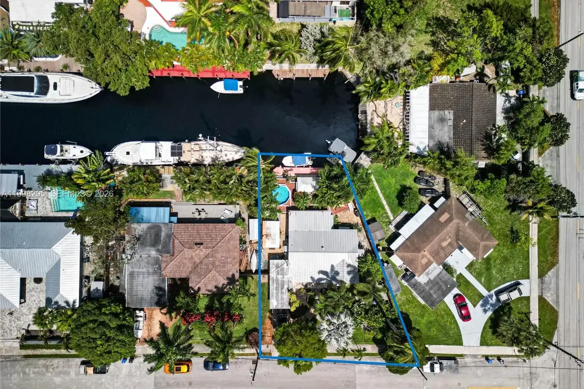 905 Mandarin Isle, Fort Lauderdale: photo 1 of 39