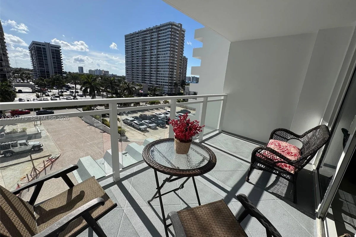 2030 S Ocean Dr #403, Hallandale Beach: photo 1 of 14