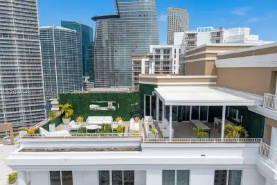801 Brickell Key Blvd #PH3306, Miami: photo 1 of 50